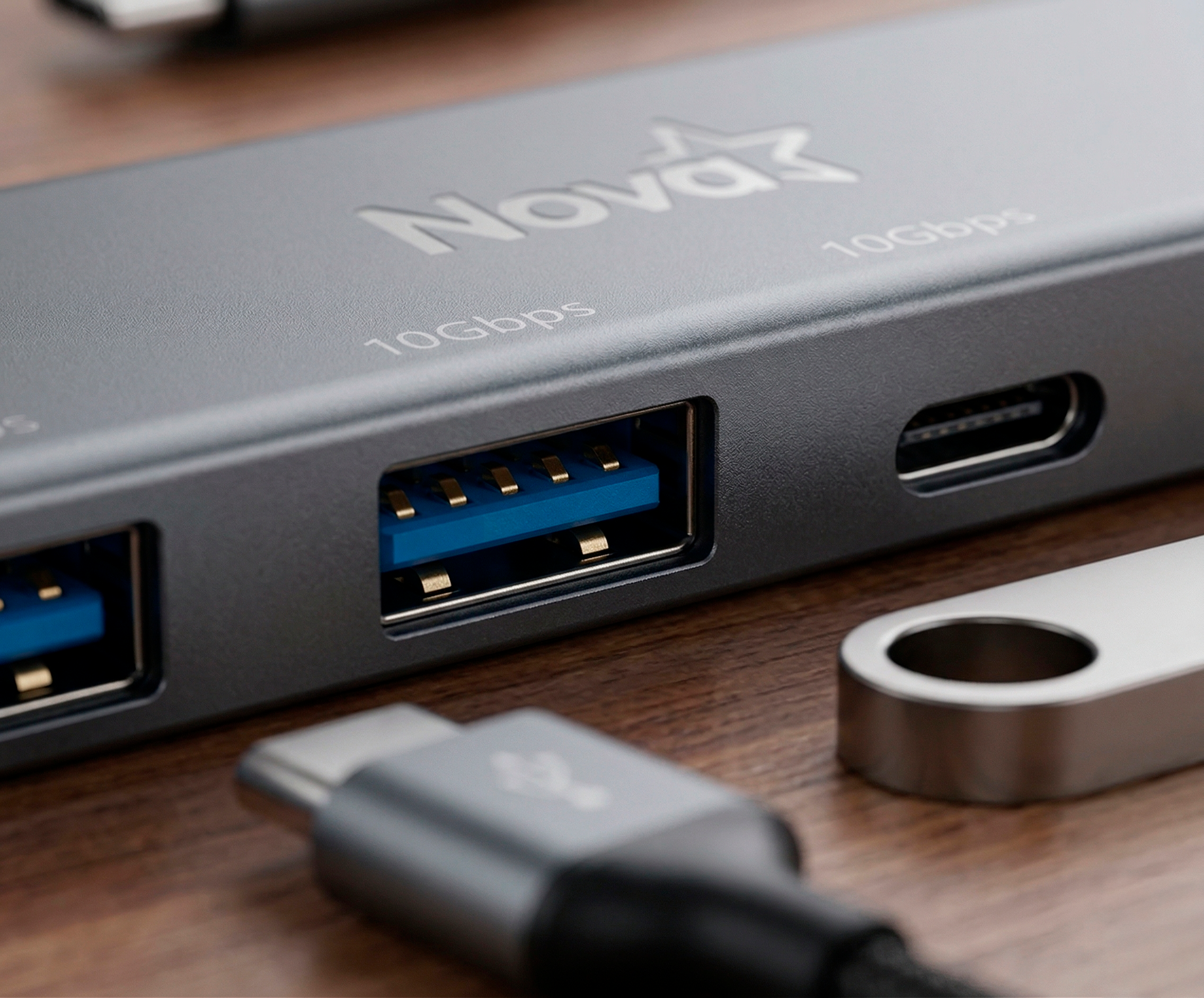 HUB USB-C 4 PUERTOS USB 3.2 GEN 2 (2× USB-A + 2× USB-C)